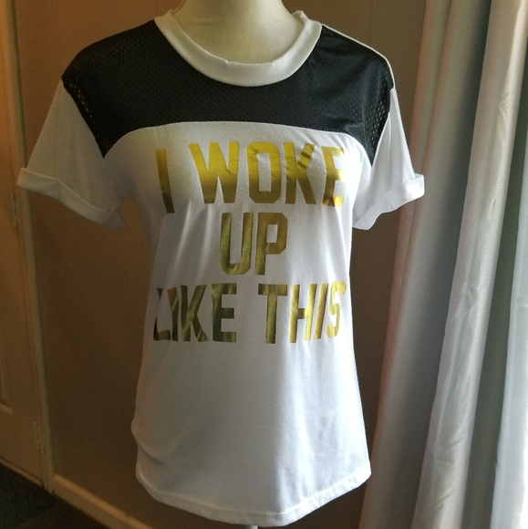 Rue21 Tops - Rue 21 novelty tee shirt